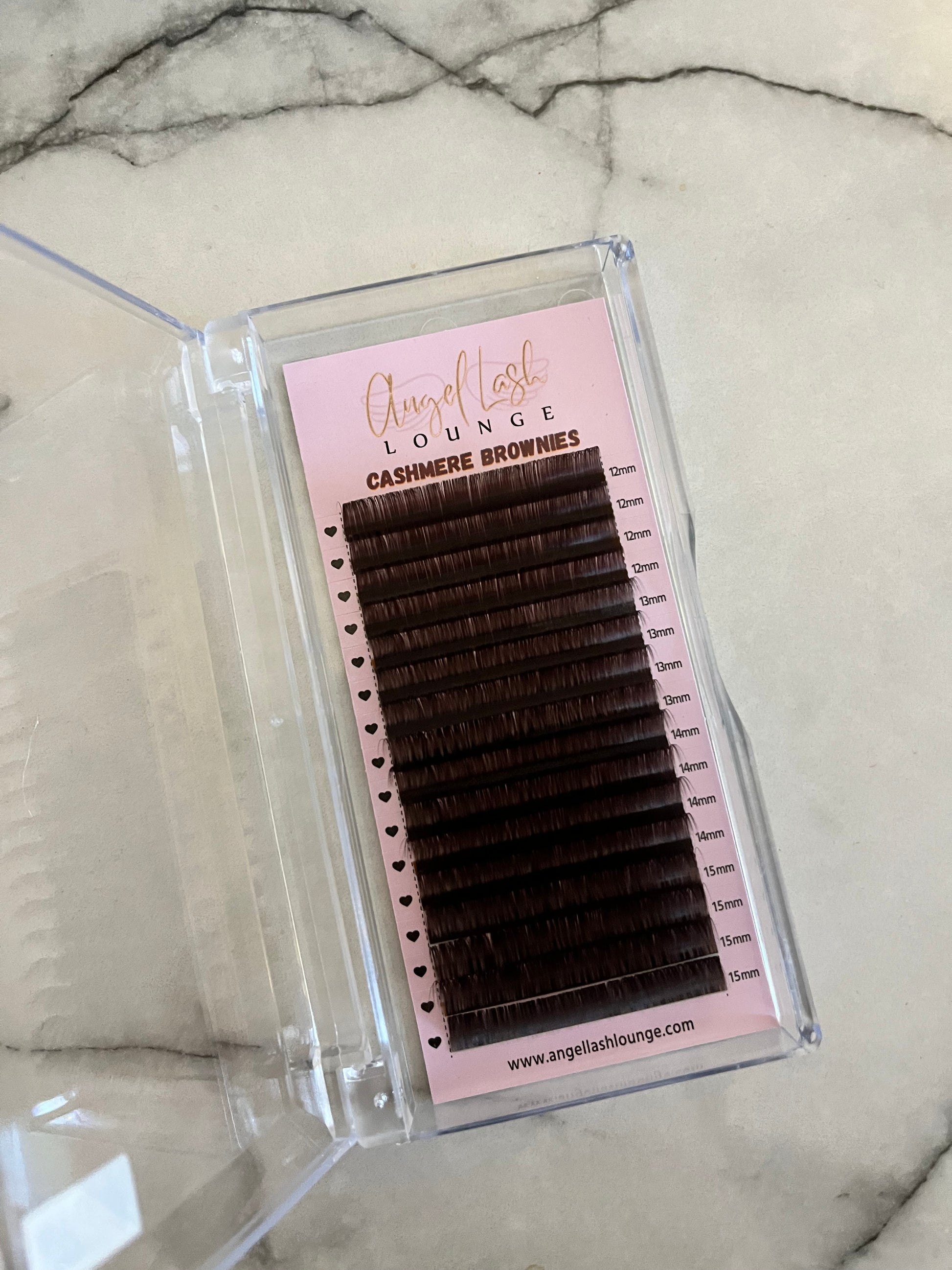 Cashmere Brownies Lash Trays