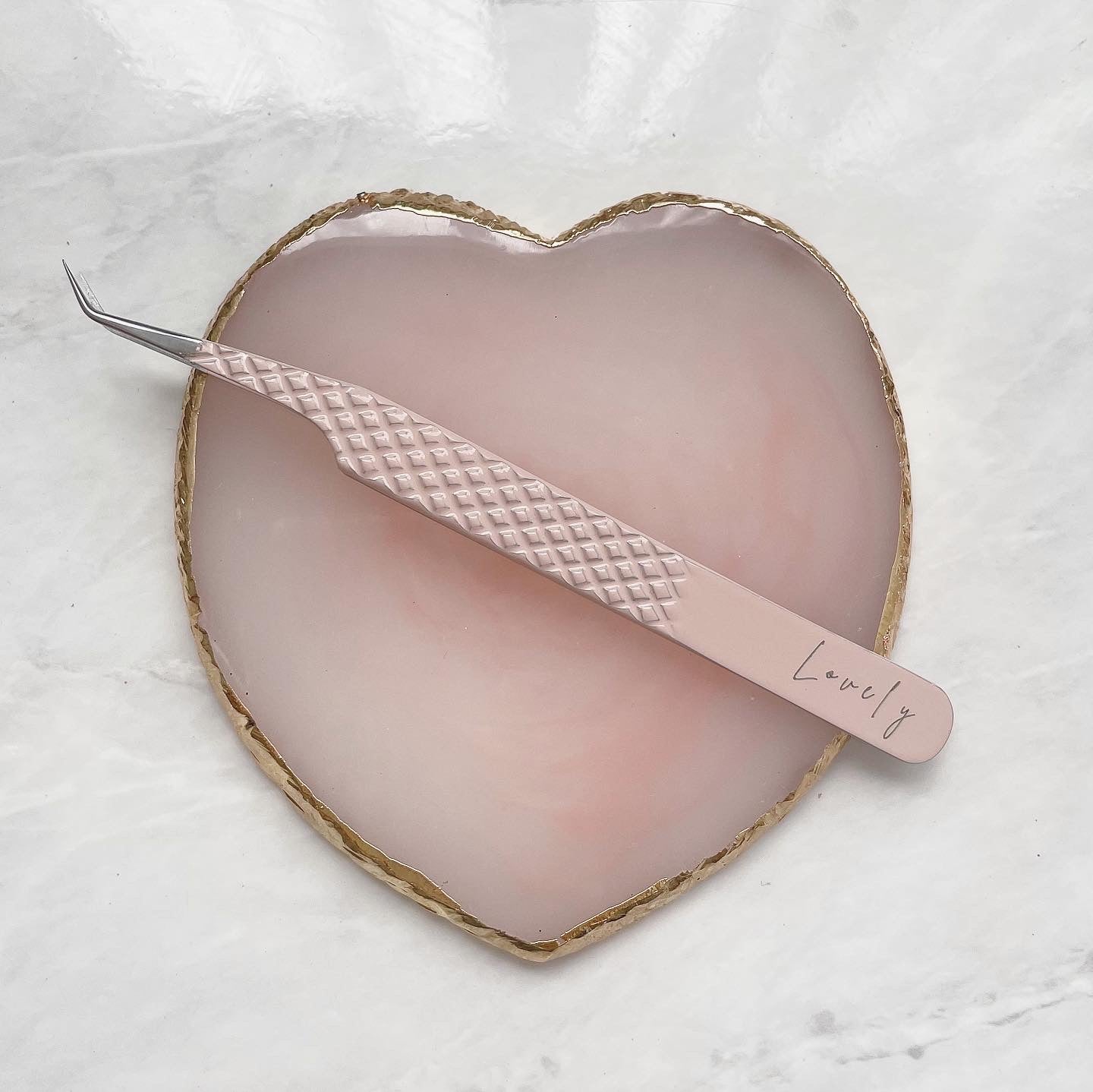 Lovely Tweezer