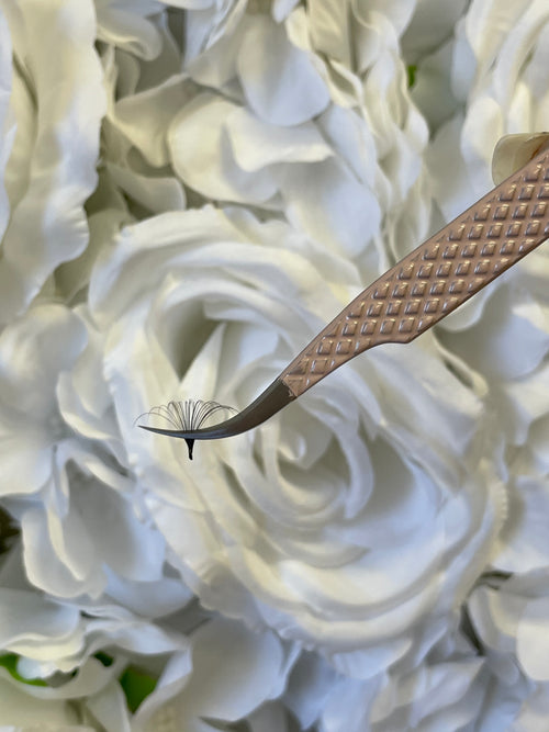 Angelic Tweezer